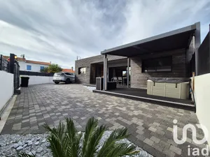 House at Les Mathes (17570)