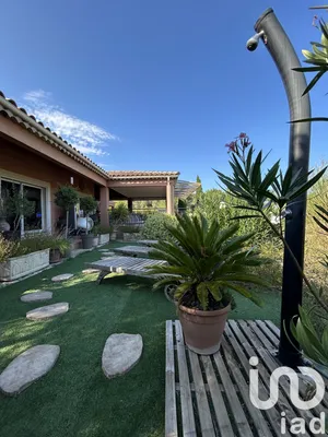 Traditional house at Villeneuve-lès-Avignon (30400)