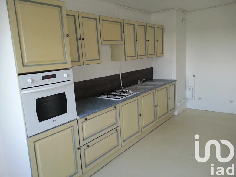 Appartement 3 pièces 76 m² · à Charleville-Mézières · 76 m² · 49 500 €