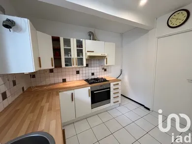 Apartment at Chilly-Mazarin (91380)