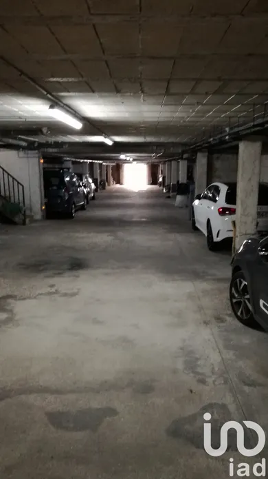 Parking in Périgny (94520)