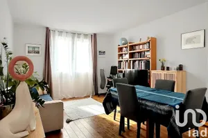 Apartment at Levallois-Perret (92300)