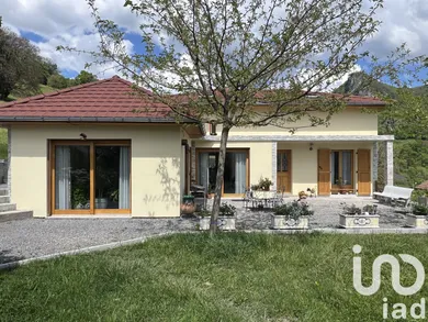 Maison traditionnelle à Saint-Ferréol (74210)