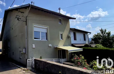 Village house at Lavans-lès-Saint-Claude (39170)