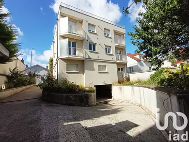 Building at Vitry-sur-Seine (94400)