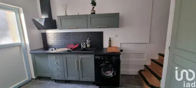 Building in Bléneau (89220)