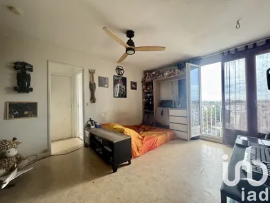 Apartment in Livry-Gargan (93190)