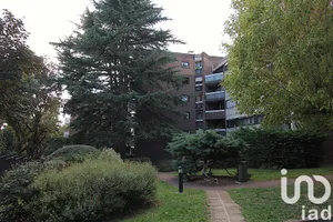 Apartment at Créteil (94000)