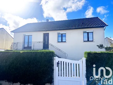 Pavillon à Sainte-Gauburge-Sainte-Colombe (61370)