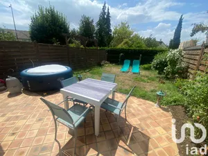 House at Le Mans (72000)