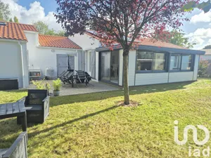 House at La Ferrière (85280)