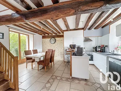 Village house at Saint-Georges-sur-Baulche (89000)