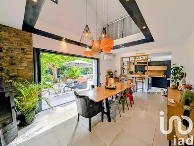 House at Sorgues (84700)