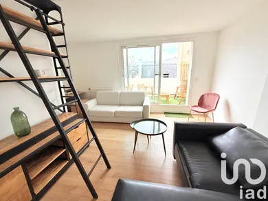 Apartment in Paris (75015)