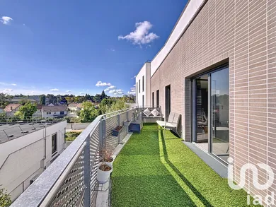 Apartment at Massy (91300)