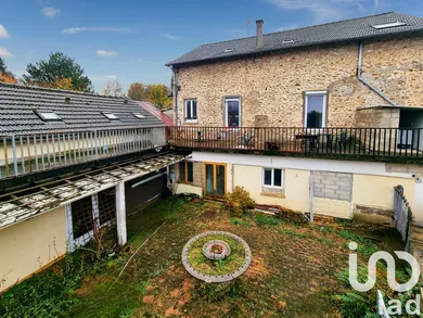 Building in Pommeuse (77515)