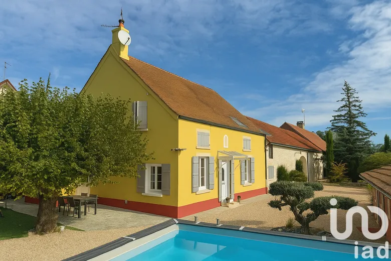 Maison 8 pièces 200 m² · à Vignoles · 200 m² · 560 000 €