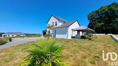 Traditional house at Pleugriffet (56120)