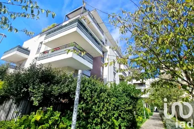 Apartment at Noisy-le-Sec (93130)