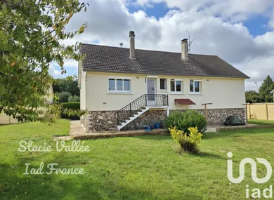 House in Saint-Sébastien-de-Morsent (27180)