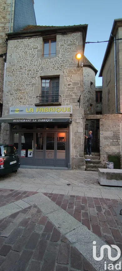 Building at Alençon (61000)