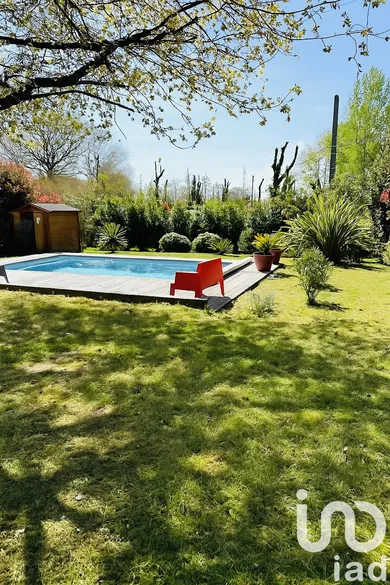 Maison à Carignan-de-Bordeaux (33360)