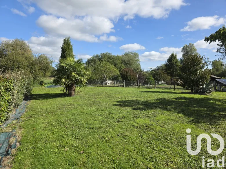 Terrain à Moncé-en-Belin (72230) · 90 000 €