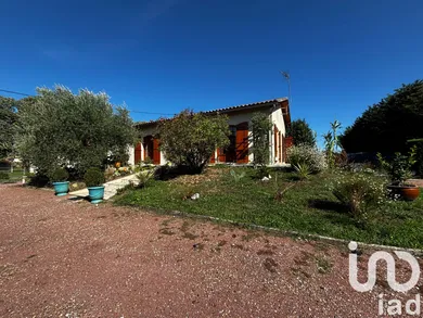 House at Coutras (33230)