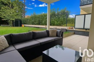 Apartment in Pontault-Combault (77340)