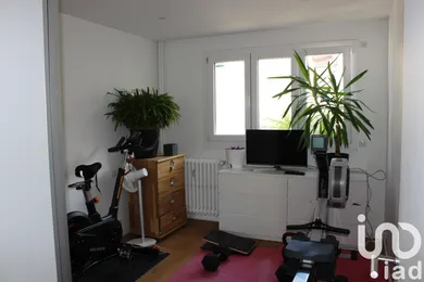 Apartment in Maisons-Alfort (94700)