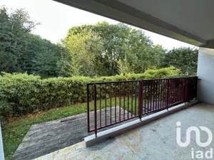 Apartment at Palaiseau (91120)