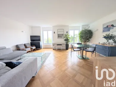Apartment in Versailles (78000)