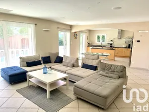 House in Cuers (83390)