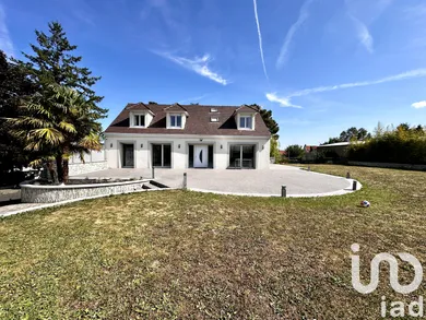 House in Pierrelaye (95480)