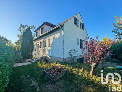 Maison à Sainte-Geneviève-des-Bois (91700)