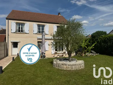 Traditional house at Liverdy-en-Brie (77220)