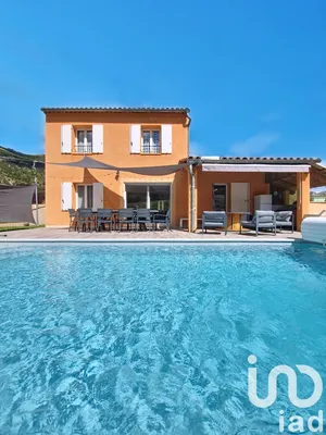 Maison traditionnelle à Les Omergues (04200)