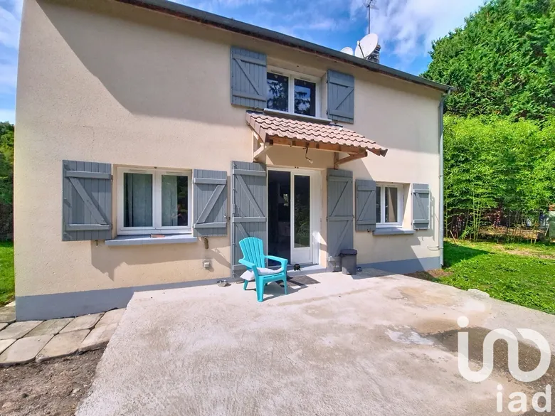 Maison 6 pièces 78 m² · à Oussoy-en-Gâtinais · 78 m² · 127 000 €