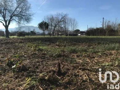 Terrain à bâtir à Pazayac (24120)