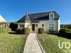 House at Neuillé (49680)