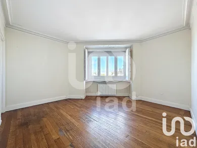 Apartment at Maisons-Laffitte (78600)