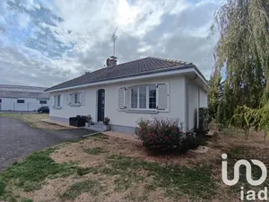 Maison à Louzy (79100)