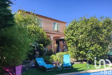 House at Le Pradet (83220)