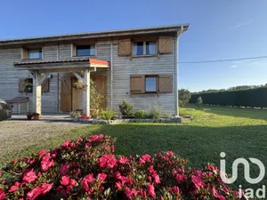 Chalet at Saint-Dos (64270)