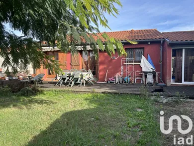 House at Izon (33450)