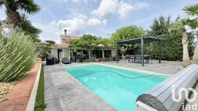 House at Pugnac (33710)