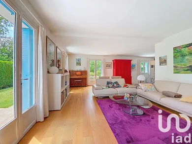 House at Mont-Saint-Aignan (76130)