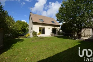 Pavillon à L'Haÿ-les-Roses (94240)