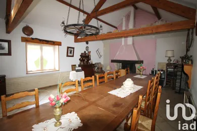 Maison de village à Curan (12410)