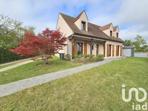 Maison à Aigremont (78240)